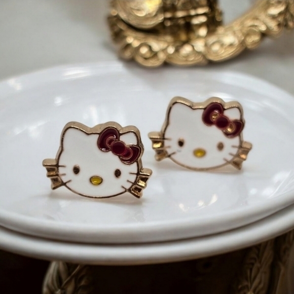 NEW Hello Kitty Women's Necklace & Stud‎ Earrings Matching Set - Red & White - Picture 3 of 5